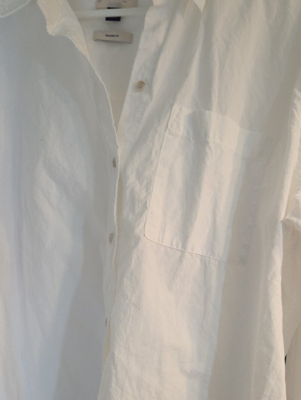 Universal Thread White Women's Button-Down Long Sleeve Shirt - Picture 4 of 6